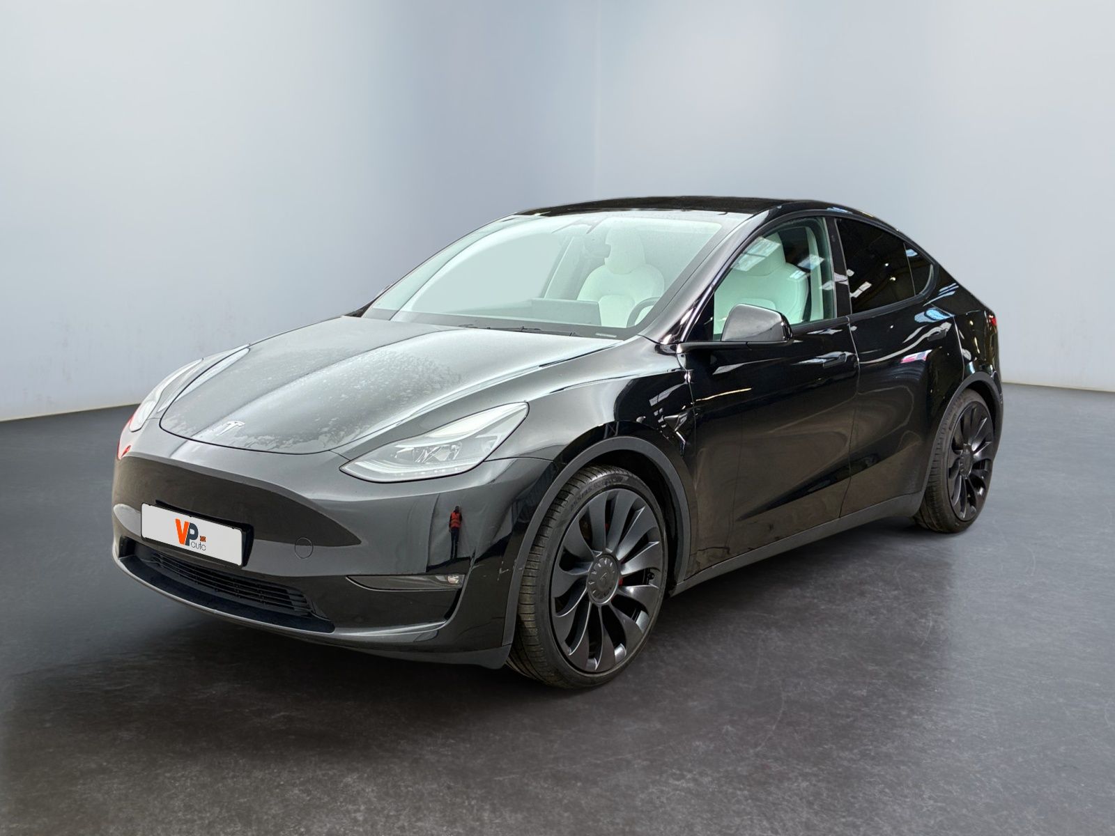 TESLA MODEL Y Performance Dual Motor AWD / N°:MV2606879, Heu…