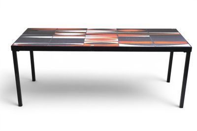 CAPRON Roger (1922-2006). Table basse rectangulaire en métal…