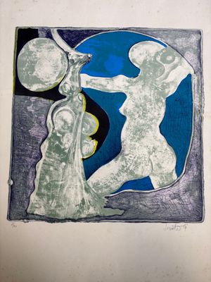 tableau représentant une femme tenant une balle devant la lune