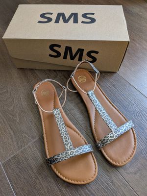 Paire de chaussures de marque SMS