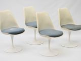 Lot de quatre chaises « Tulip » signées Eero, années 1960