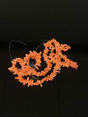 COLLIER en corail L. 45 cm Accidents