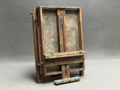 Chevalet de campagne. 55 x 40 x 17 cm.