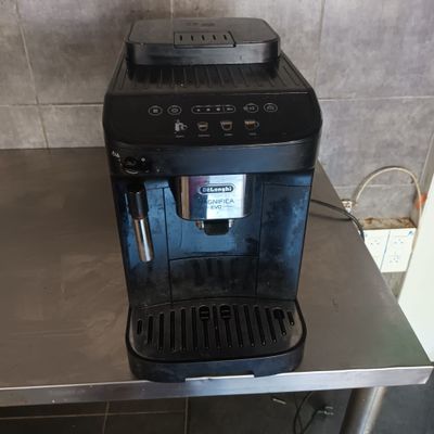 a coffee machine that is sitting on a table