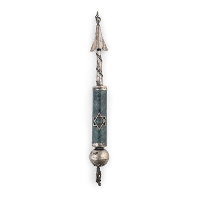 une image représentant un stylo surmonté d'une étoile de David