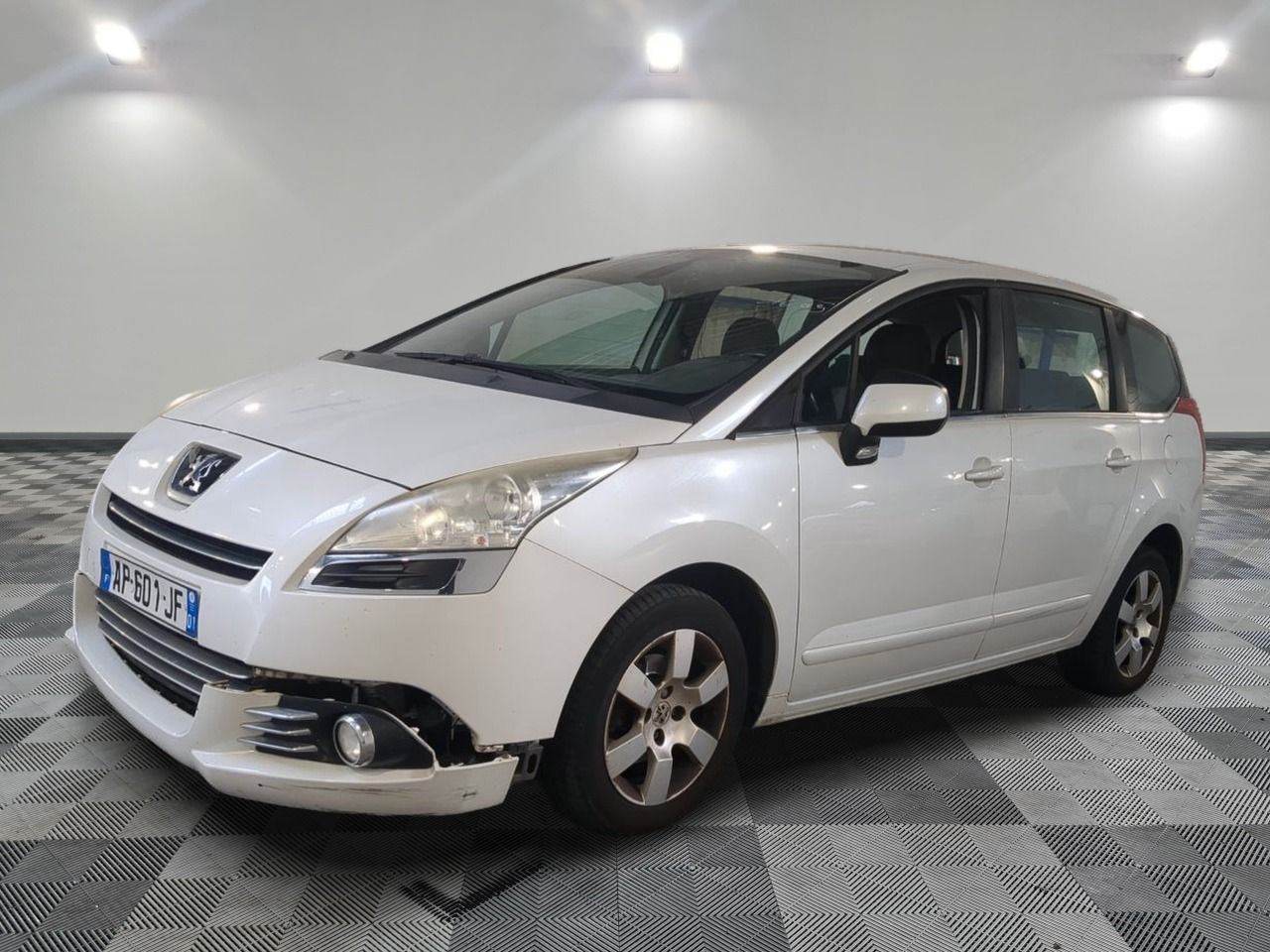 PEUGEOT 5008 1.6 HDI 110CH FAP BVM6 PREMIUM - Monospace Familial