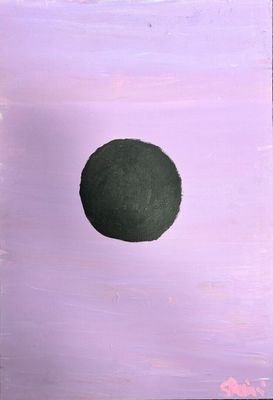une image représentant un tableau où l'on voit une balle verte sur un fond violet