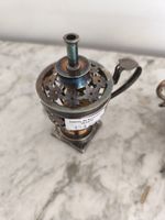 Lot : Coupe à boire sur piédouche et lampe ajourée en argent… (photo 2)