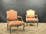 paire de fauteuils français de style Louis XV