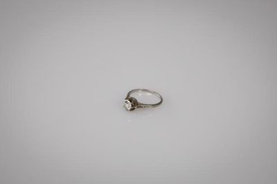 BAGUE SOLITAIRE En platine 850°/°°