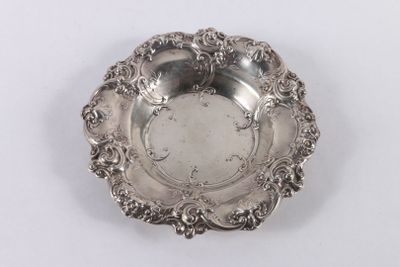 GORHAM (1952). Corbeille en argent estampé à décor d'agrafes et de fle - Photo 1