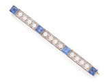 une broche-barre Art déco en saphir et diamants