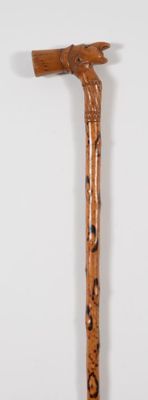 Canne décorative en épineux, fût décoré à chaud, pommeau équerre sculp - Photo 1