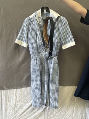 CARVEN pour Air France : 3 robes " uniforme " d'été en coton…