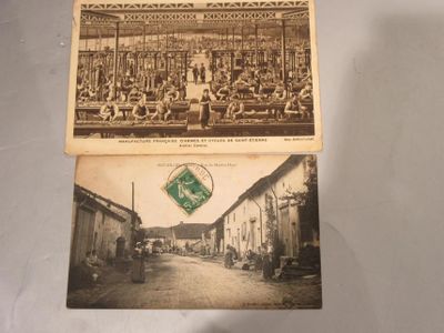 deux vieilles cartes postales représentant des personnes dans une usine et un bâtiment