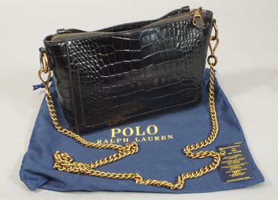 POLO RALPH LAUREN. Sac à main en cuir noir façon crocodile, …