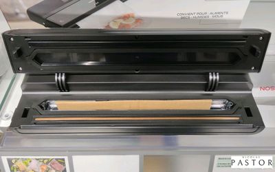 une photo d'un grille-pain exposé dans un magasin