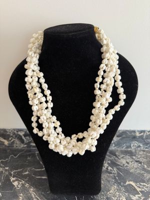 LA PORTE BLEUE - Paris Collier en perles de coquillage (?) e…