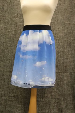Agnès B Prestige : jupe en polyester taille 40