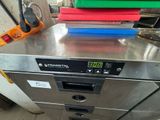a machine that is sitting on top of a counter