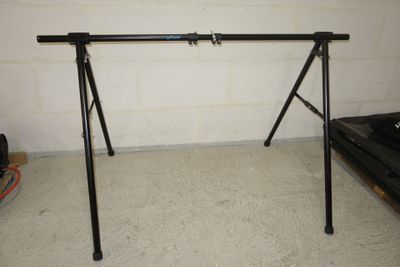 an image of a black metal frame in a room