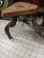 VENTE VOL : Deux sellettes tripodes anciennes et une petite … (photo 4)