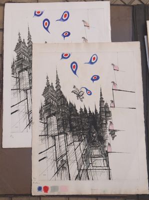 plusieurs dessins représentant des arbres et des oiseaux sur le rebord d'une fenêtre, devant celle-ci
