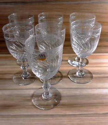 7 Verres à eau en cristal Ht 16 Diam 7,5 cm