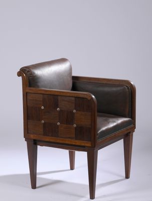 an image of a chair with a leather seat and a wooden frame