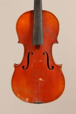 Lot de deux violons 1/2 ; portant étiquette apocryphe Stradi…