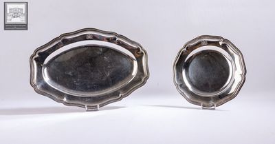 pair of silverplated oval trays on stands