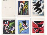 un ensemble de six tableaux représentant des oiseaux sur fond blanc
