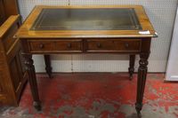 Bureau victorien anglais en acajou - avec plateau en cuir - …