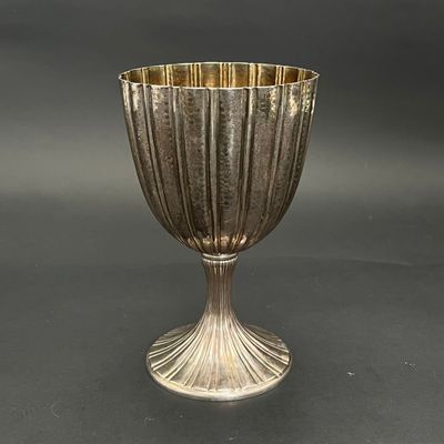 Calice en argent 800 millièmes, de forme côtelée finement ma… - Photo 1