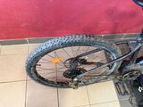 a bike that is sitting on the floor in the room