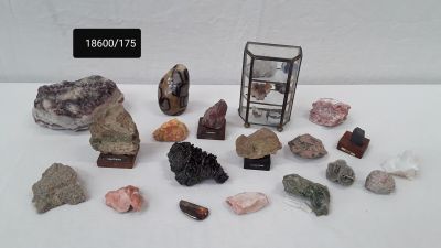 a lot of rocks and stones that are on a table