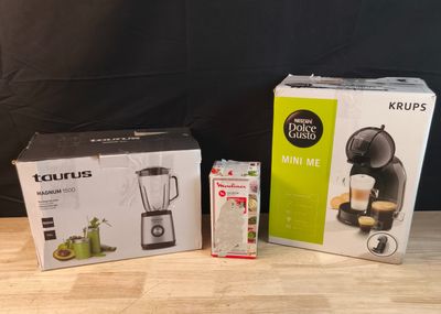 Lot de 3 articles : un mini hachoir MOULINEX VALENTIN, une c…