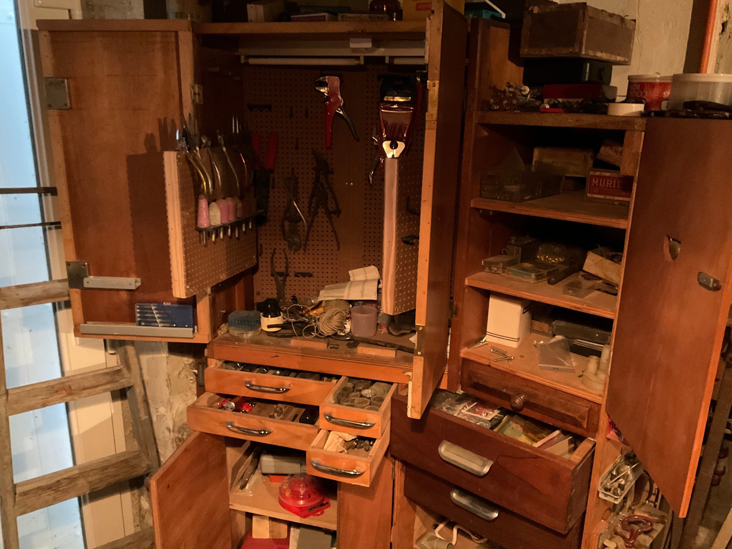 Vente en 1 lot du contenu d'un ATELIER secteur Saint Malo, l…