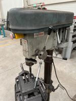 une perceuse colonne PROMAC type 367C année 1999 (photo 2)