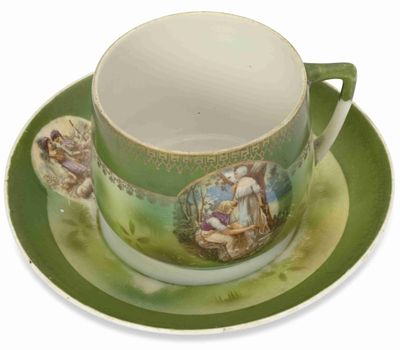 Tasse ET Soucoupe EN Porcelaine SoviÉTique 'Pastorale'