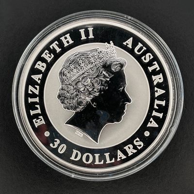 une image représentant une pièce d'argent à l'effigie de la reine Élisabeth