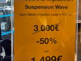 a sign that says modele d ' exposition suspension wave