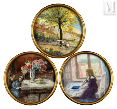 trois tableaux représentant une femme assise à une table devant un arbre
