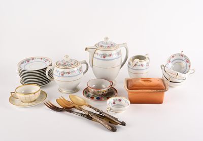 many different types of tea and coffee cups and saucers
