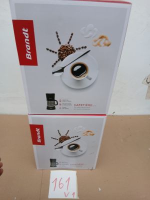 a box that has a picture of a coffee cup on top of it