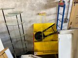 a lot of items that are sitting on the floor