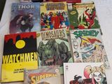beaucoup de bandes dessinées sur la table