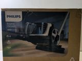 the box of the philips vacuum cleaner is open and ready to be used