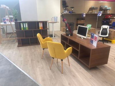 lot de mobilier comprenant : - Photo 1