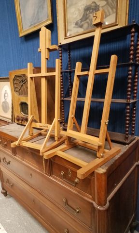 Paire de chevalet de table moderne. Lefranc & bourgeois